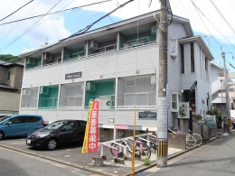 ホワイトキャンバス