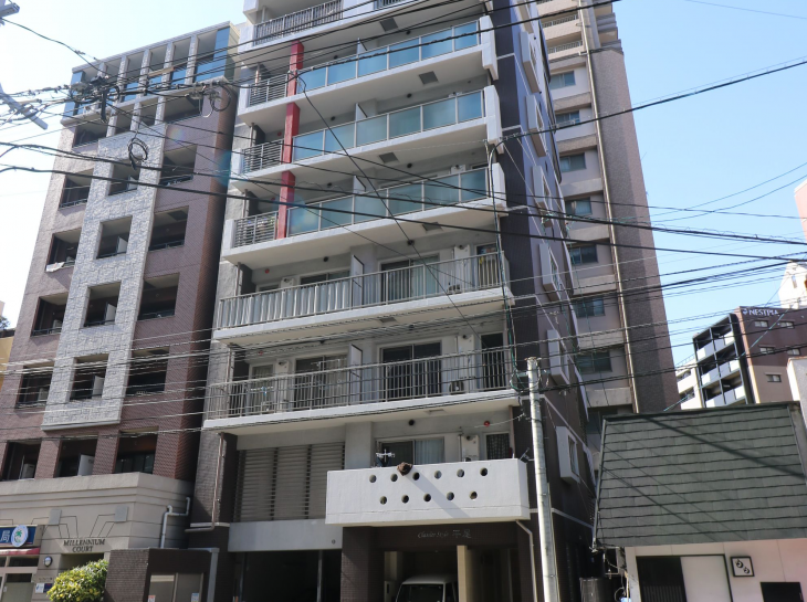 Classier Style 平尾のサムネイル